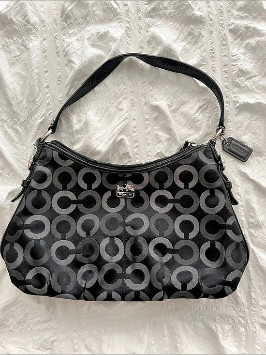 Coach Handbags - Coach Vintage Signature Soho Hobo Bag Black & Gray